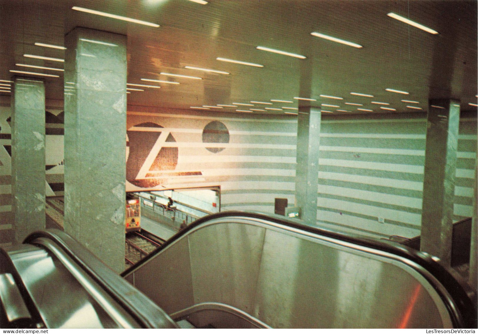 TRANSPORT - Intérieure De La Gare - Métro - Colorisé - Carte Postale - Subway