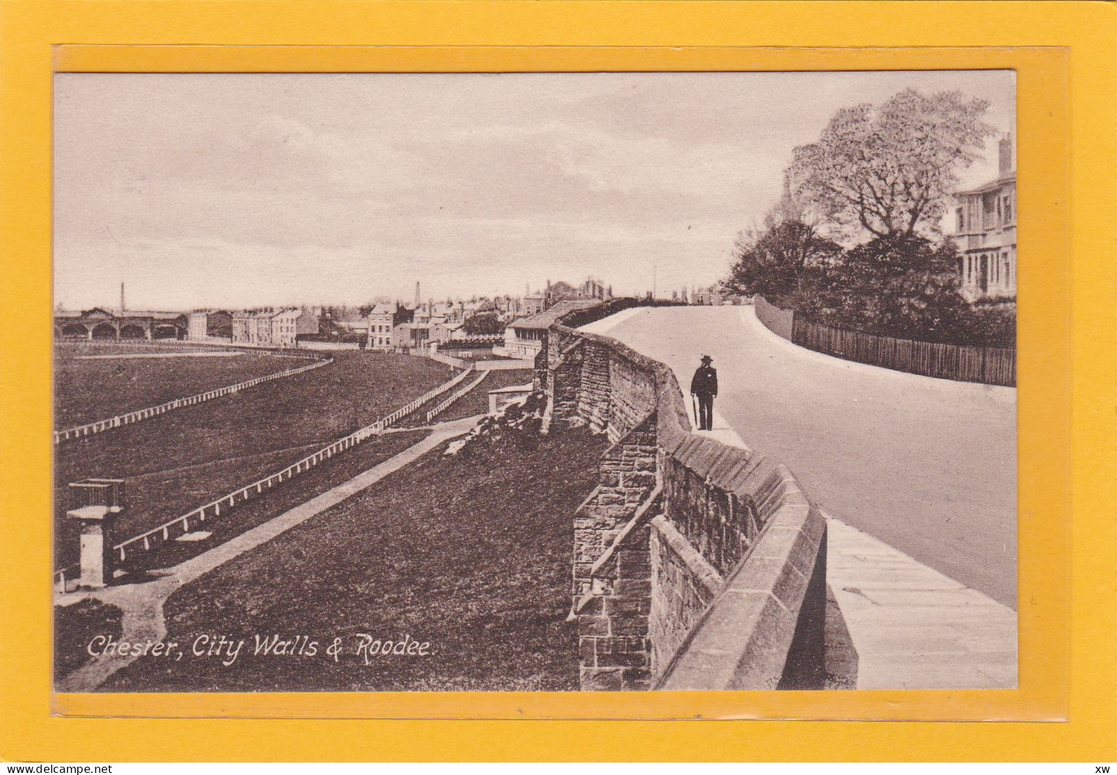 ROYAUME-UNI - ANGLETERRE - CHESHIRE - CHESTER - CITY WALLS & ROODEE - PETITE ANIMATION - A 2125 - Chester