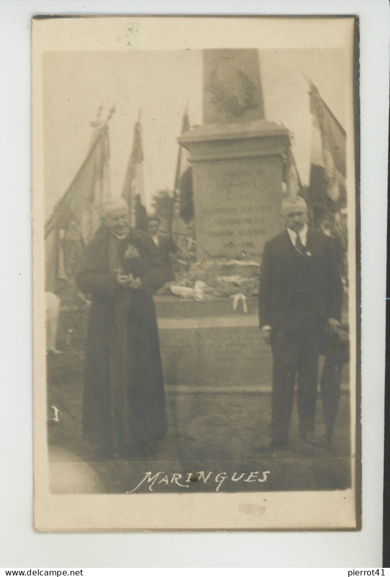 MARINGUES - Carte Photo D'une Commémoration, Ecclésiastique Drapeaux Monument Aux Morts - Photo MANGOT Clermont Ferrand - Maringues