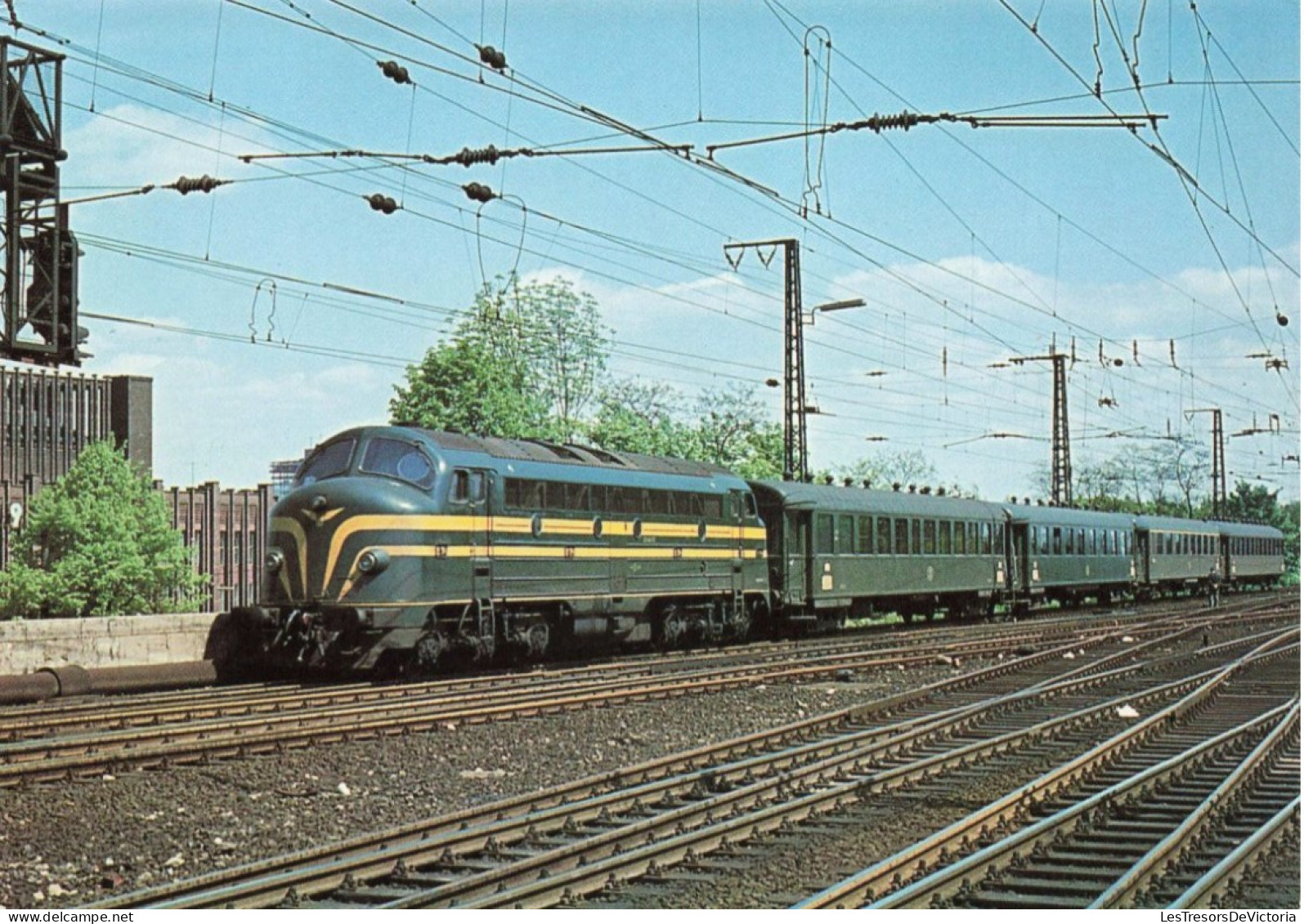 TRANSPORT - Diesel Streckenlokomotive 204 002 - Colorisé - Carte Postale - Eisenbahnen