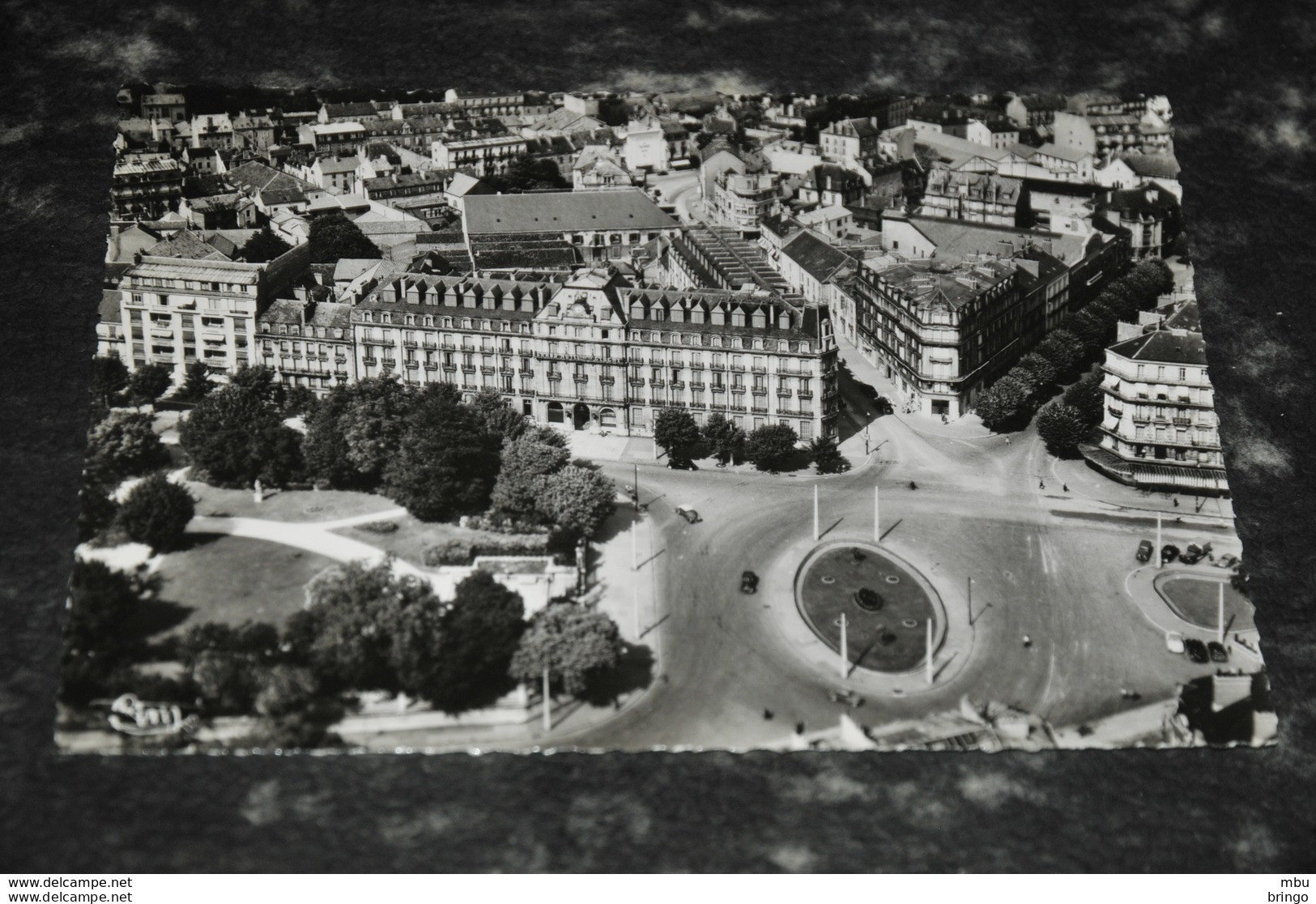 A4719   DIJON, PLACE DARCY ET HOTEL DE LA CLOCHE - Dijon