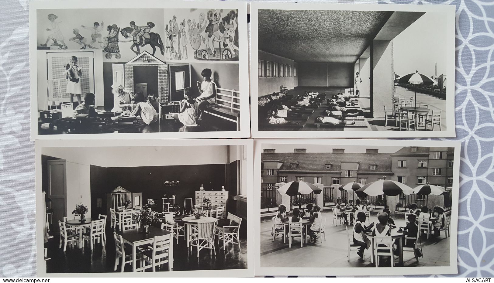 Serie Complete  De 12 Cartes Kindergarten Des Stadt Wien  , Sandleiten , Autriche , Austria , Rare - Autres & Non Classés