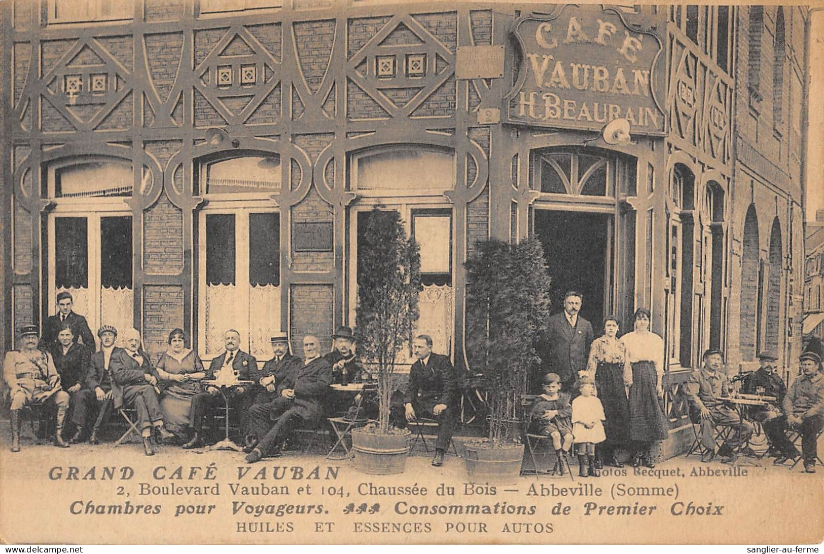 CPA 80 ABBEVILLE / GRAND CAFE VAUBAN / BOULEVARD VAUBAN / CHAUSSEE DU BOIS A ABBEVILLE - Other & Unclassified