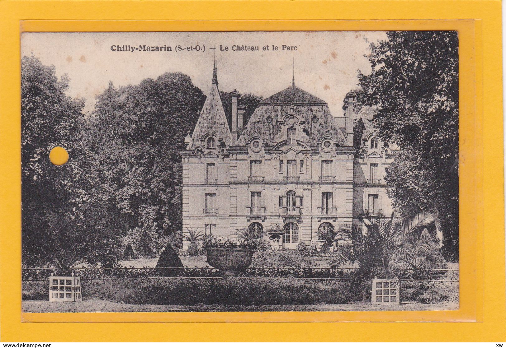 CHILLY-MAZARIN - 91 - Le Chateau Et Le Parc - A 2560 - Chilly Mazarin