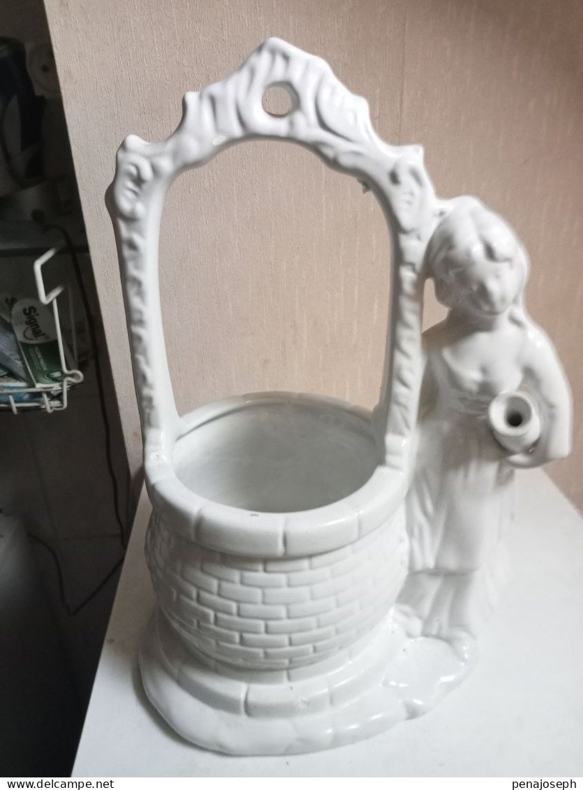 porte vase ancien en céramique hauteur 32 cm x 22 cm