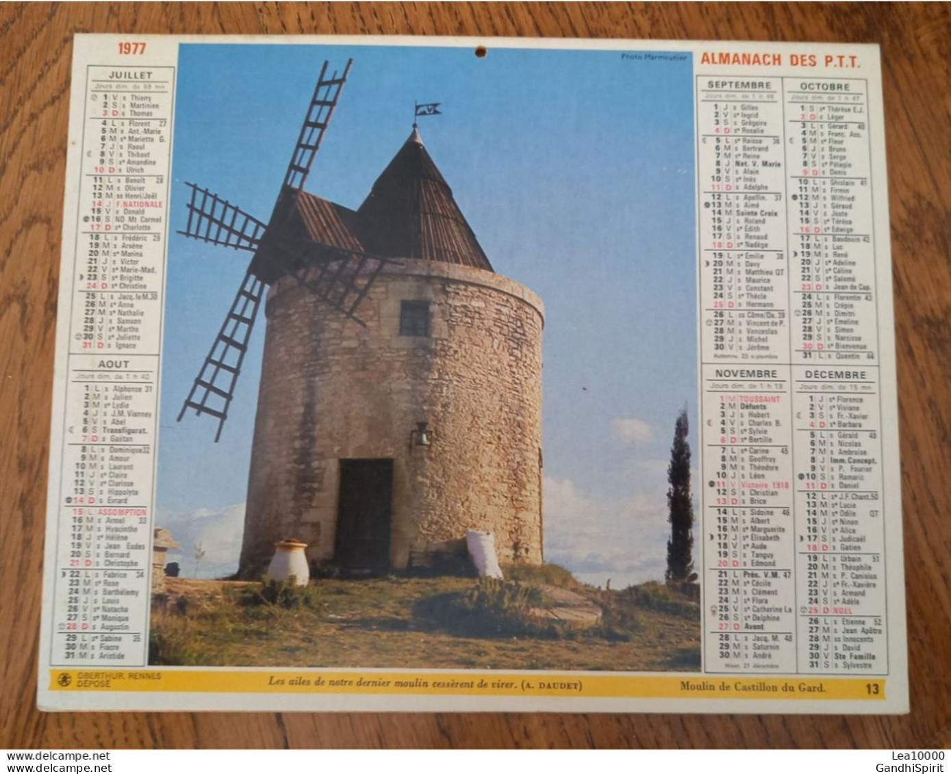 1977 Calendrier Du Département De L'Aube - Marseille, Vieux Port, Notre Dame De La Garde, Moulin De Castillon Du Gard - Groot Formaat: 1971-80