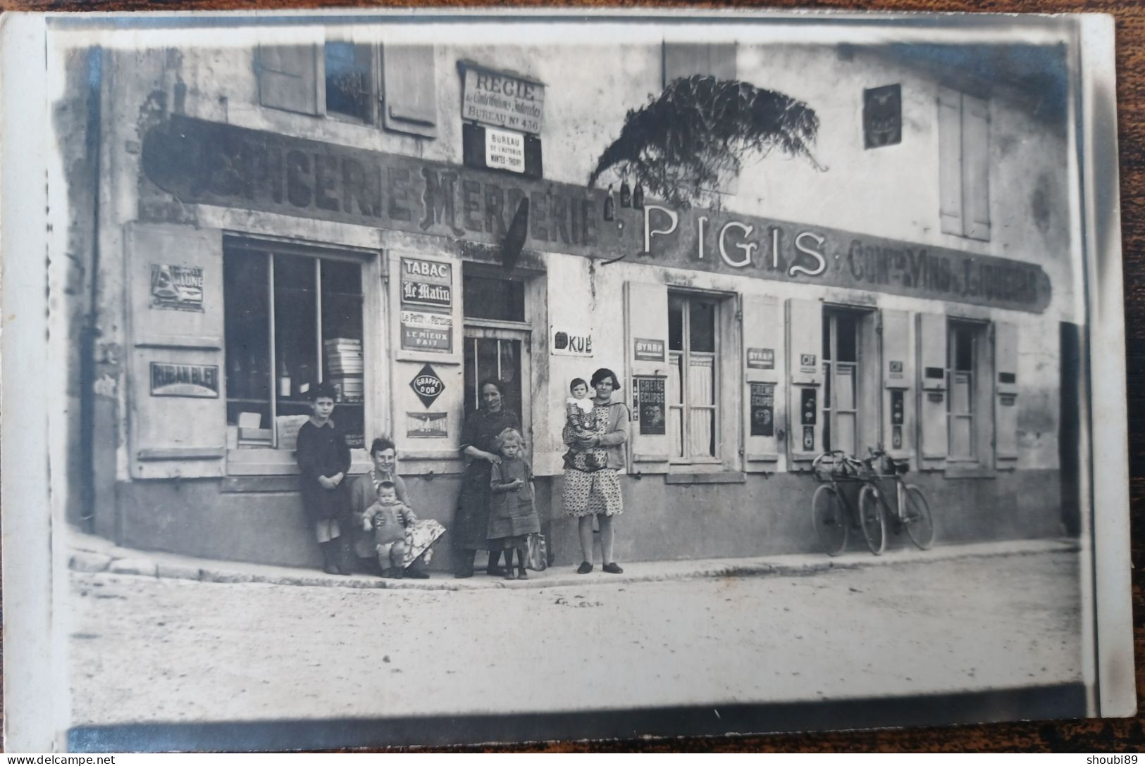 GUERVILLE ÉPICERIE MERCERIE  PIGIS CARTE PHOTO - Guerville