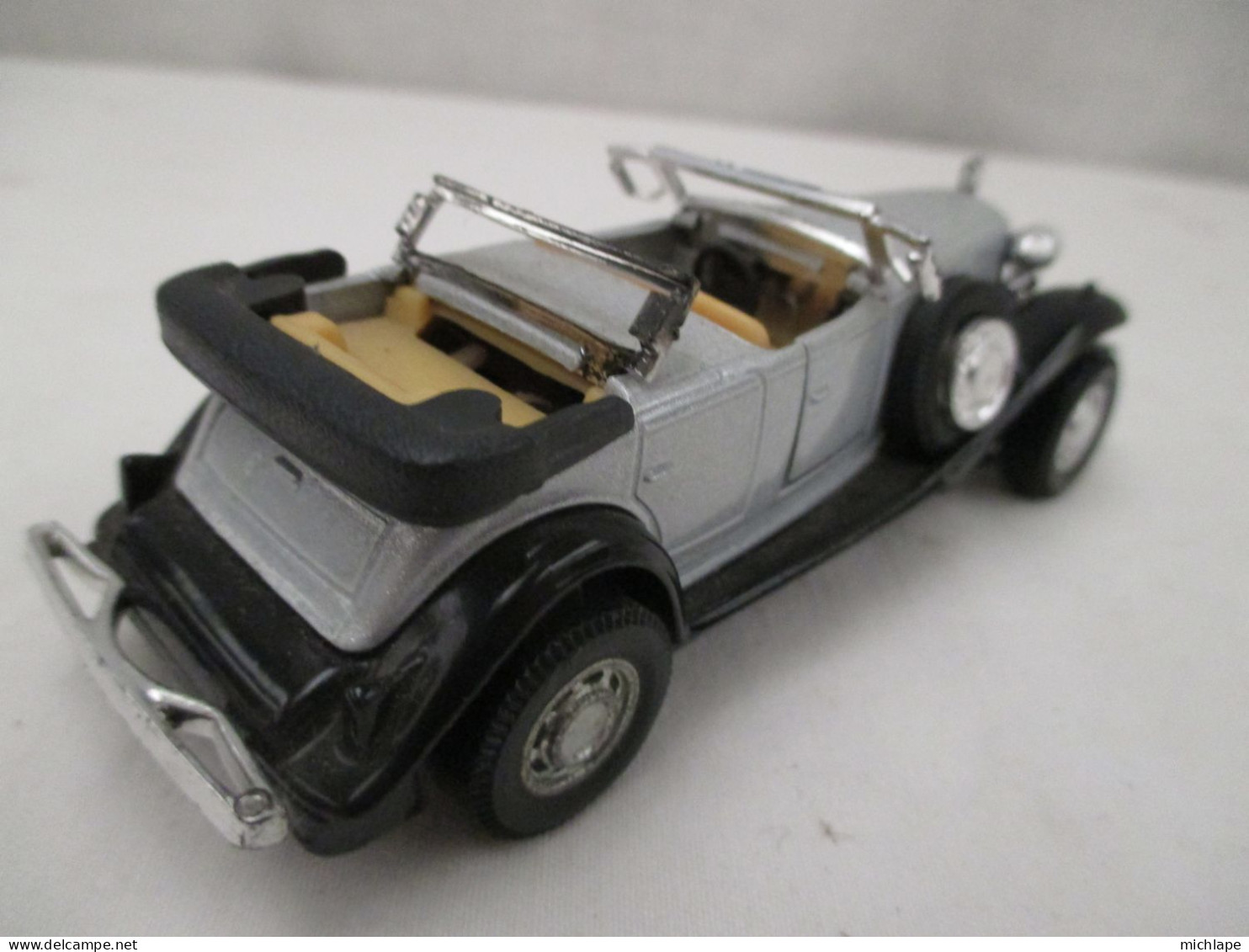 Voiture 1/43em -  YAT MING  - CADILLAC  - V  PHAETON - Yat Ming