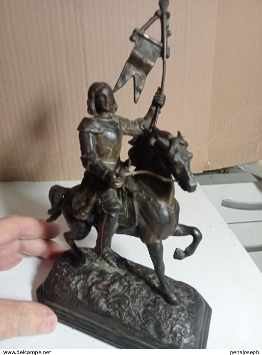 Statuette XIXème Régule Jeanne D'arc A Cheval Hauteur 24 Cm X 14 Cm - Metall