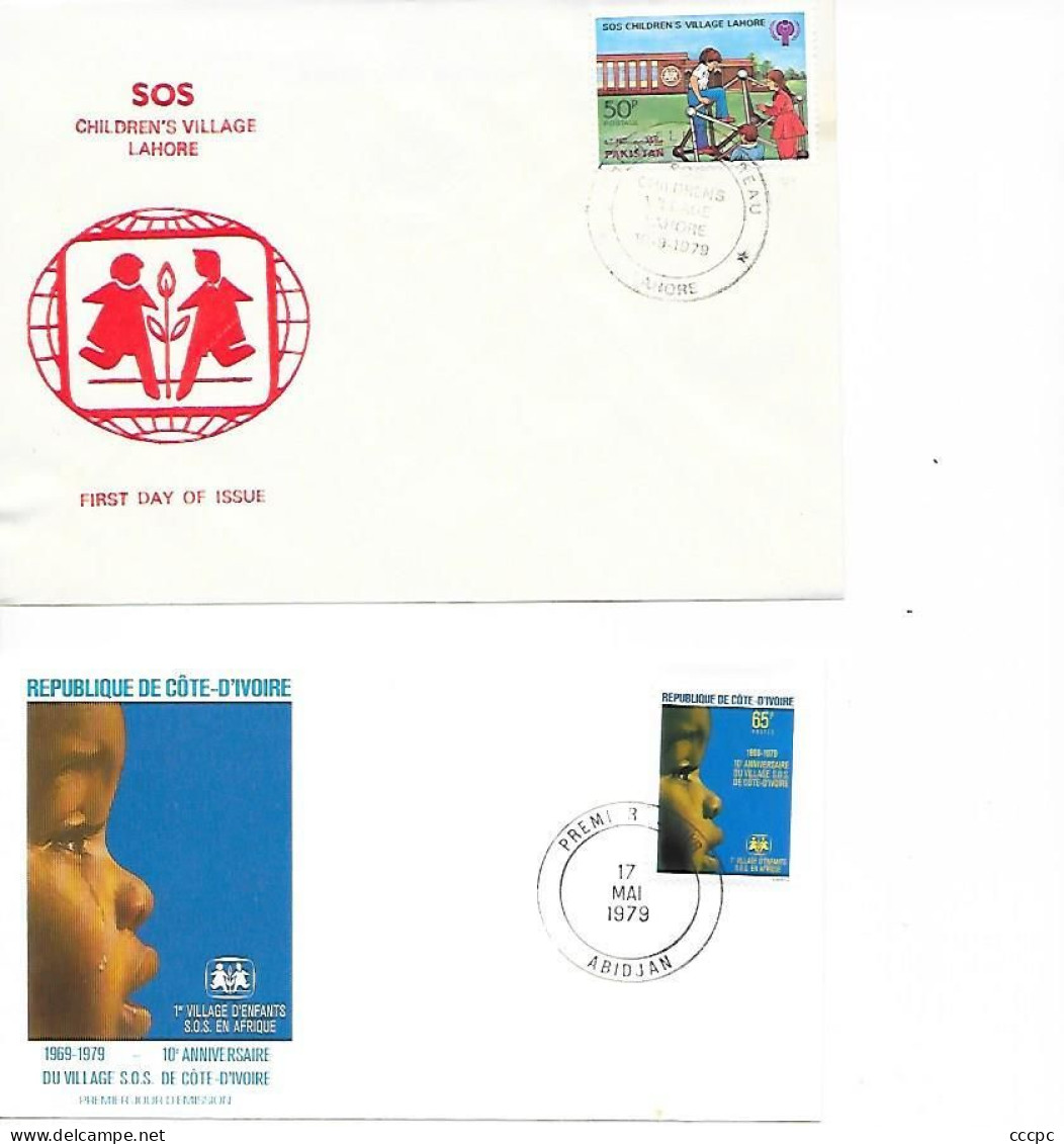 Lot de 47 documents philatéliques SOS Village Enfance + Noël tous pays