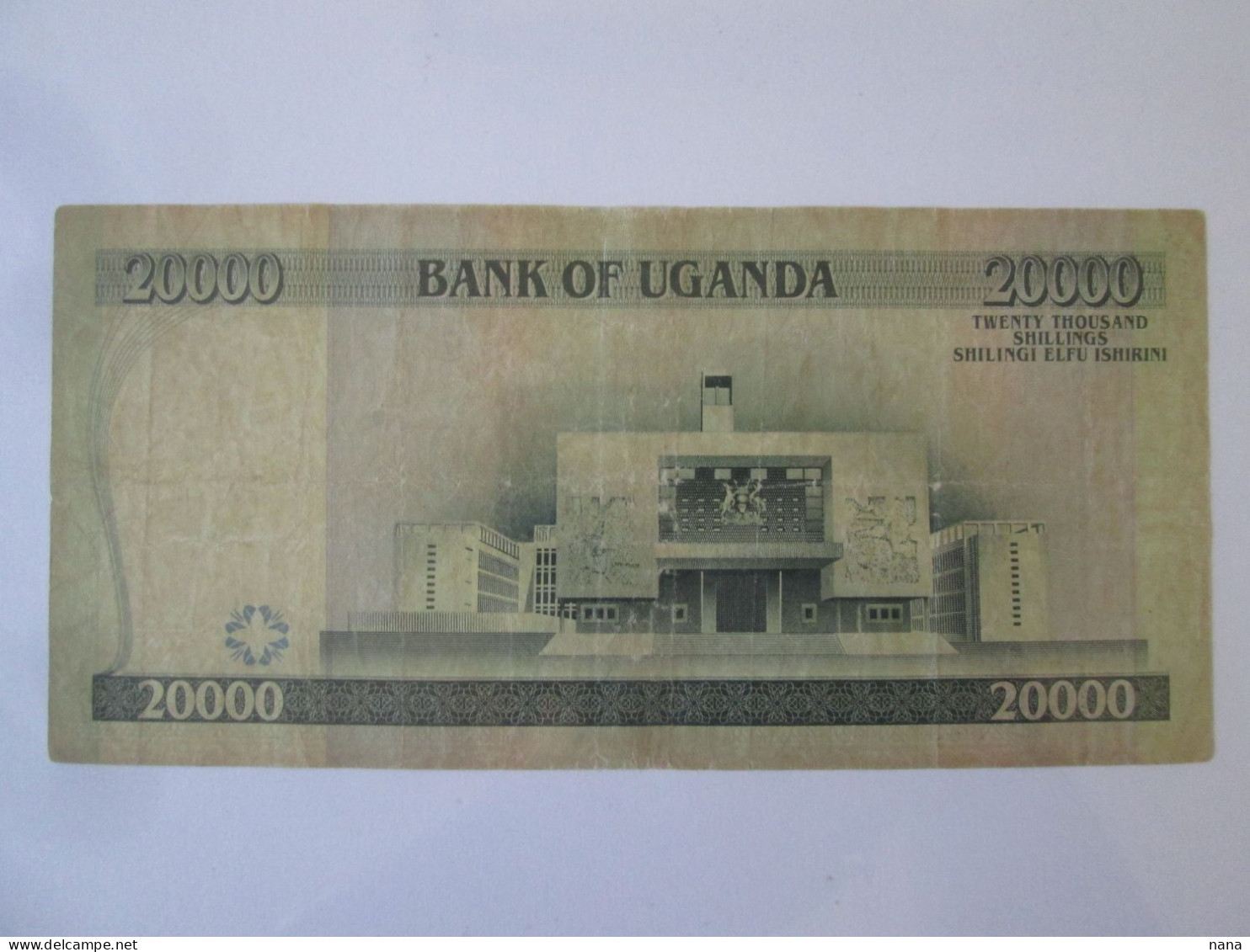 Rare Year! Uganda 20000 Shillings 2004 Banknote,see Pictures - Oeganda