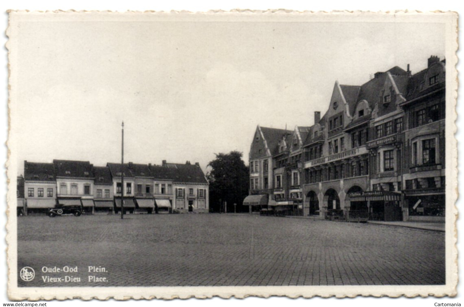 Oude_God - Plein - Mortsel