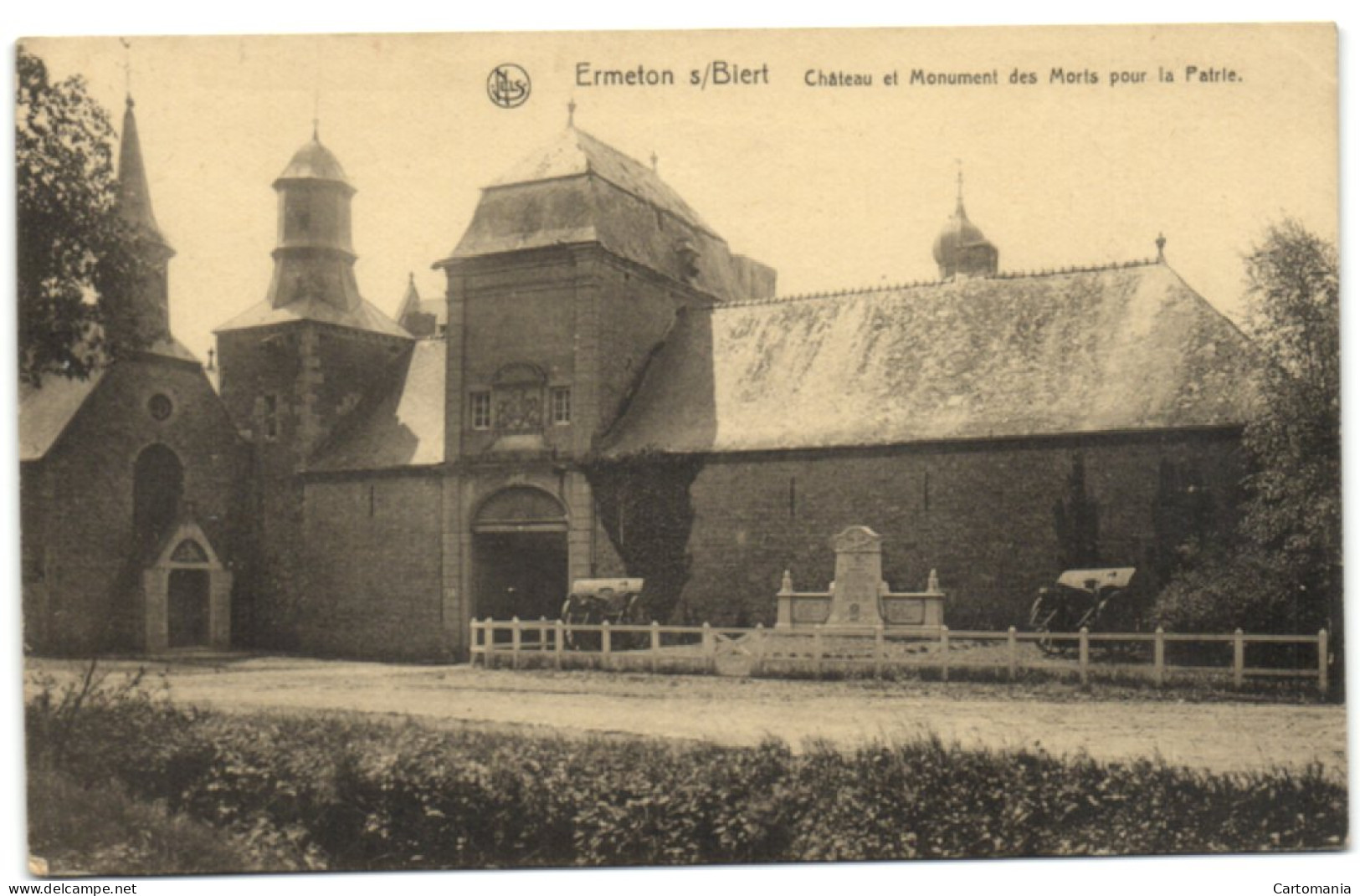 Ermeton-sur-Biert - Le Château Et Monument Des Morts Pour La Patrie - Mettet