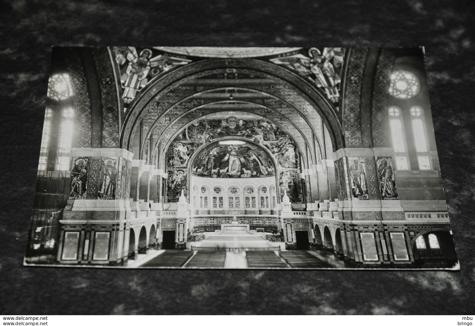 A5023     LISIEUX, LA BASILIQUE SUPERIEURE - Lisieux