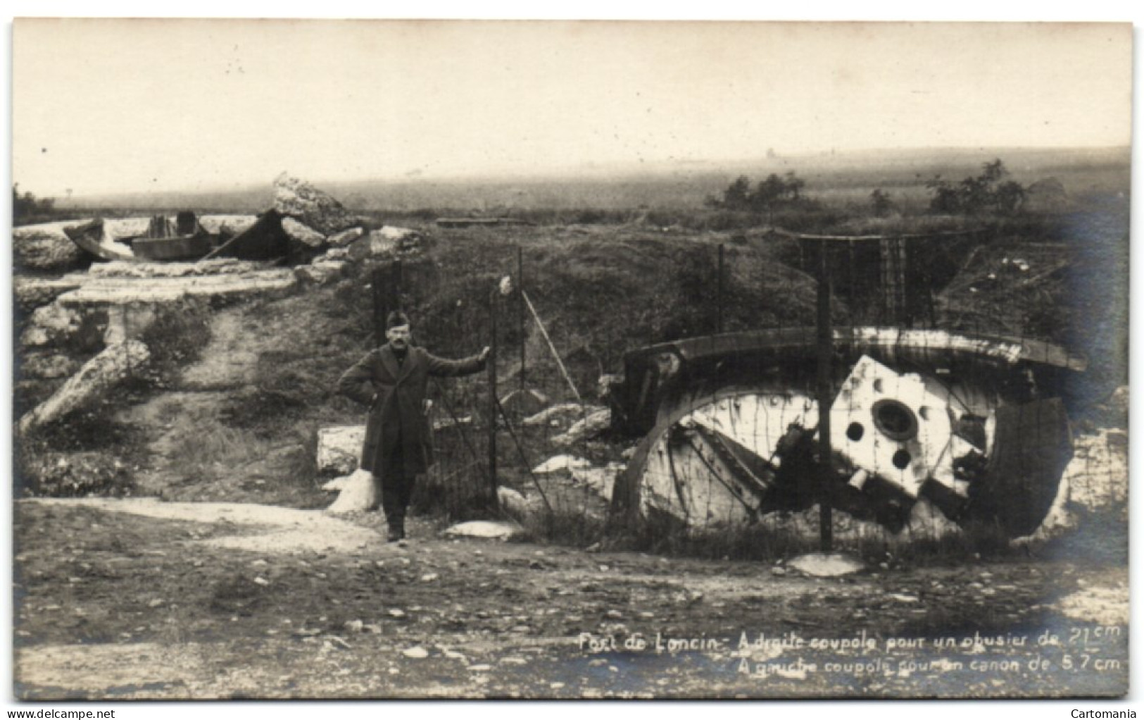 Fort De Loncin - A Droite Coupole Pour Un Obusier De 21 Cm A Gauche Coupole Pour Un Canon De 5,7 Cm - Ans