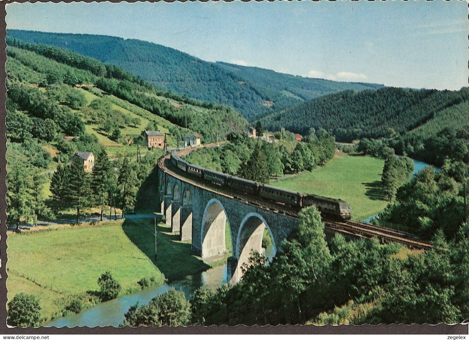 Amblève - Amel - Train Sur Le Pont. Chemins De Fer - Eisenbahn Mit Zug über Das Tal Der Amel. Ferroviaire - Ambleve - Amel