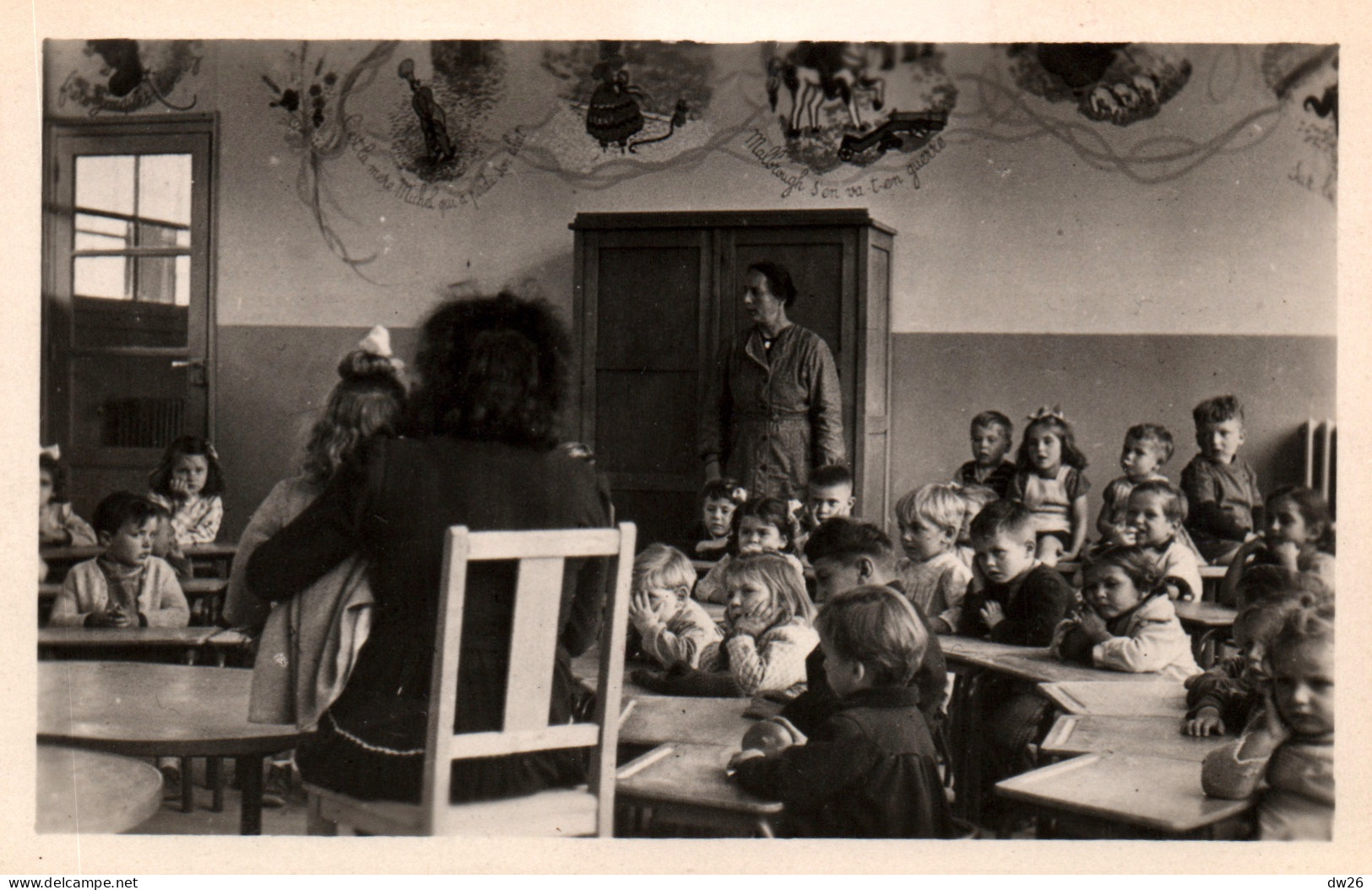 Compagnie Nationale Du Rhône - Donzère-Mondragon: Cité De L'Entrée, Ecole - Mai 1949 - Carte Non Circulée - Donzere