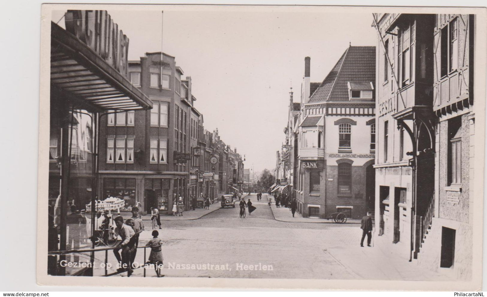 Heerlen - Oranje Nassaustraat Met Volk - Oud - Heerlen