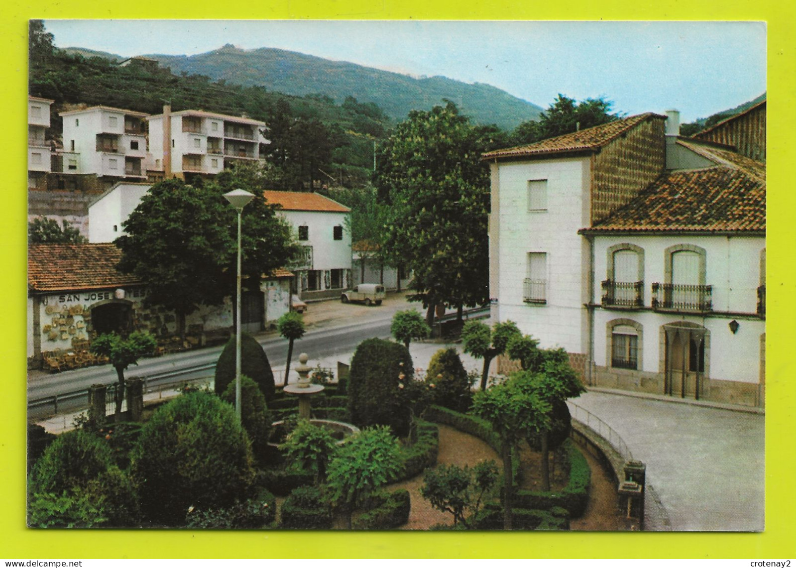 Caceres BANOS DE MONTEMAYOR N°4 Place Hernan Cortes Fontaine VOIR ZOOM Citroën 2CV Camionnette VOIR DOS En 1978 - Cáceres