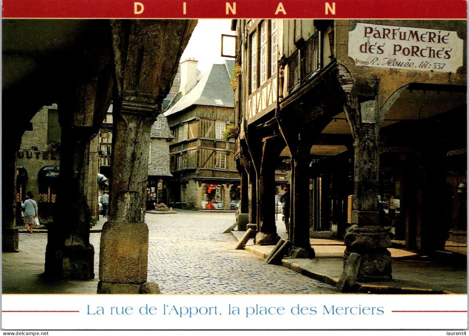 20-10-2023 (4 U 45)  France - Les Halles De Dinan - Piazze Di Mercato