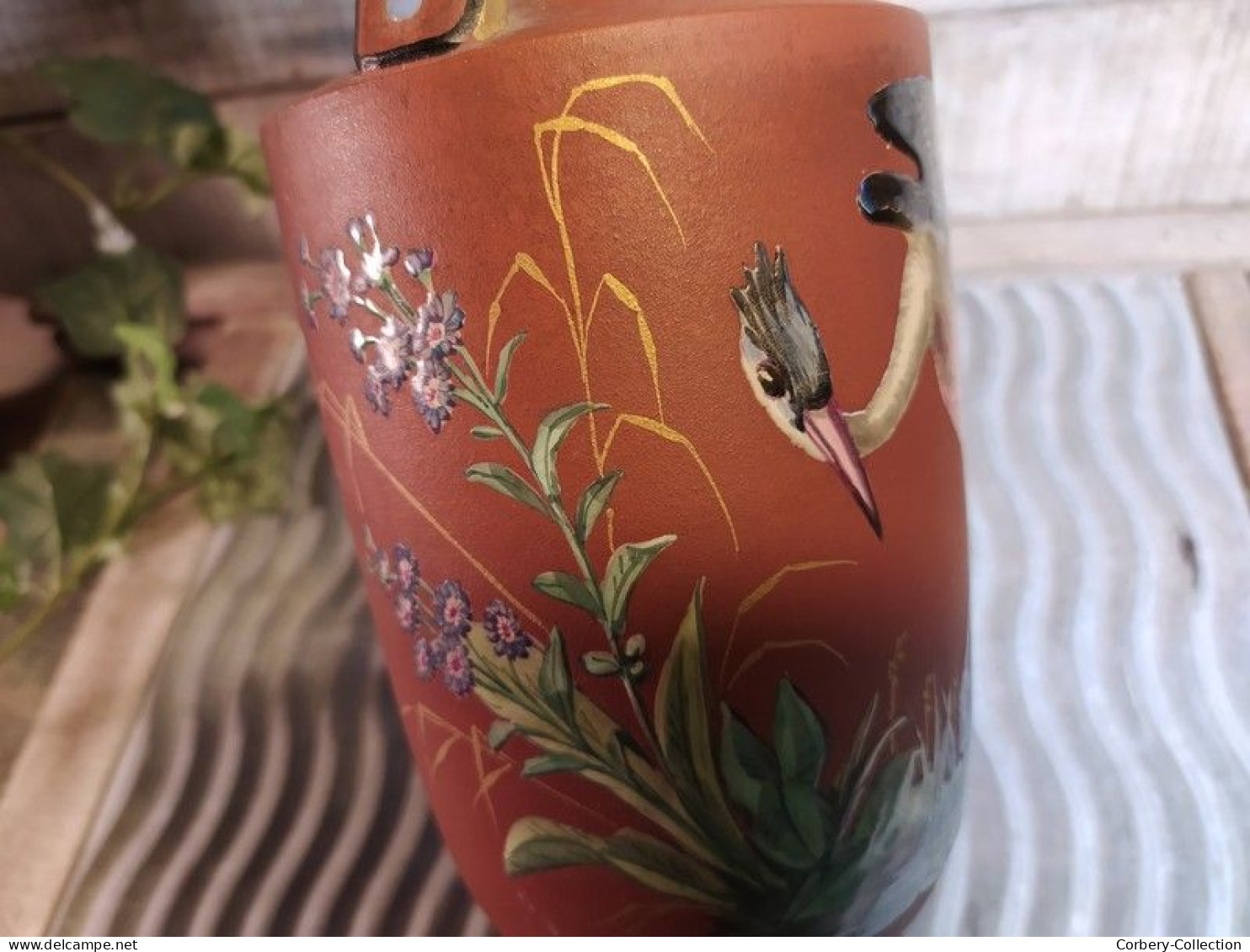 Ancien Vase Amphore Art Nouveau Décor Emaillé Héron, Fleurs, Papillon.
