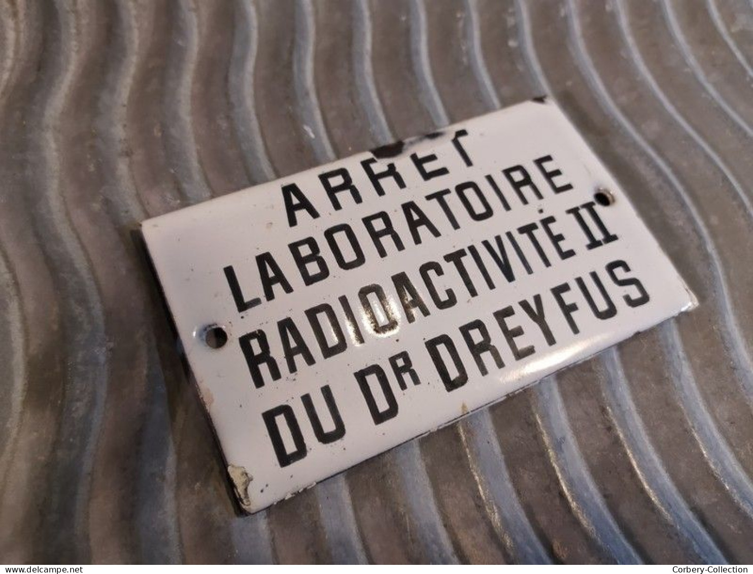 Rare Ancienne Petite Plaque Émaillée Arrêt Laboratoire Radioactivité II du Dr Dreyfus