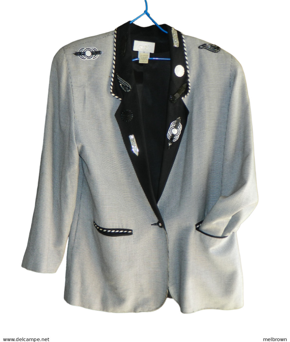 Vintage Ladies 1990's Black And White Evening Blazer/Jacket. Made In U.S.A - Mariage