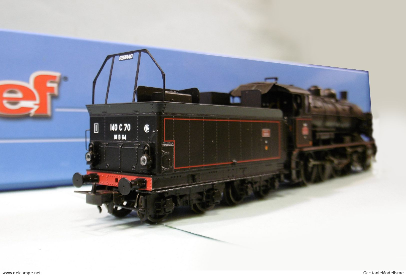 Jouef - Locomotive vapeur 140 C 70 noir filets rouges DCC Sound ép. III réf. HJ2405S HO 1/87