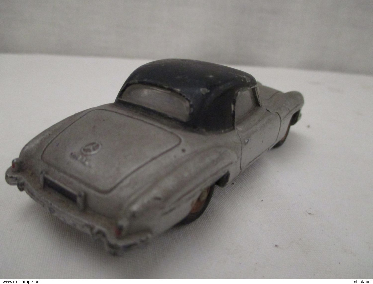 Voiture 1/43 Em - DINKY TOYS -     MERCEDES 190 SL - Dinky