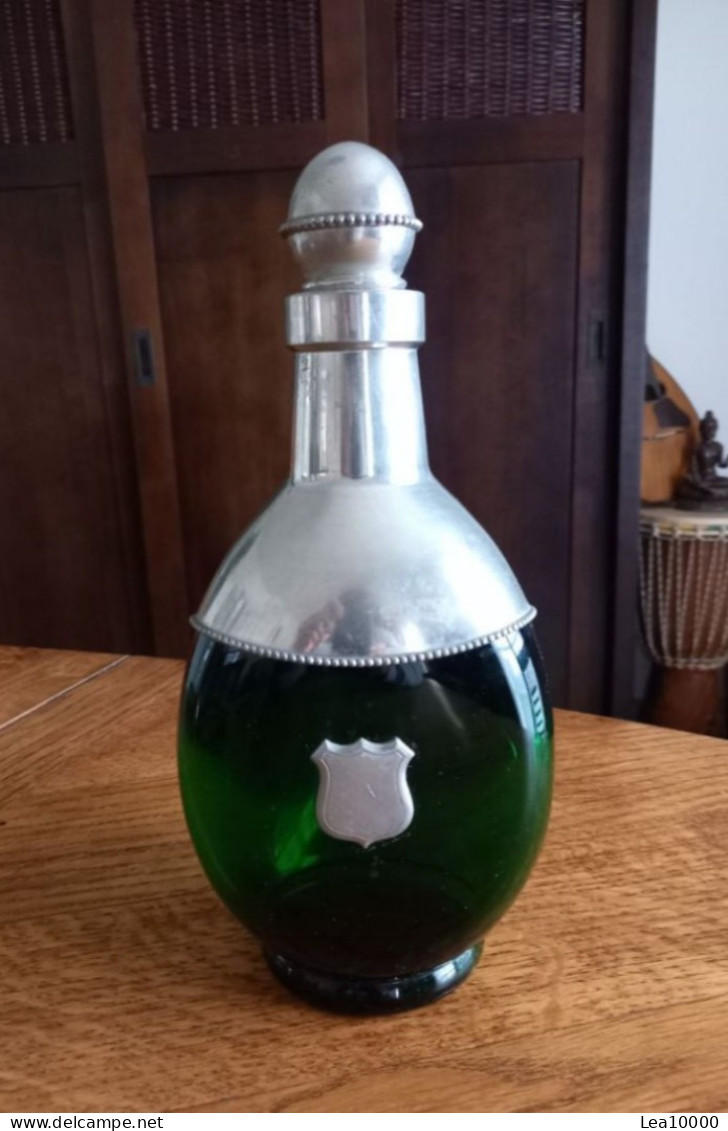 Ancienne Carafe à Whisky - Les Etains De Paris - Verre Moulé De Couleur Verte - Bouteille Héraldique, Blason - Whisky