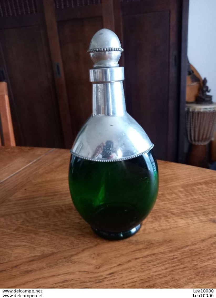 Ancienne Carafe à Whisky - Les Etains De Paris - Verre Moulé De Couleur Verte - Bouteille Héraldique, Blason - Whisky