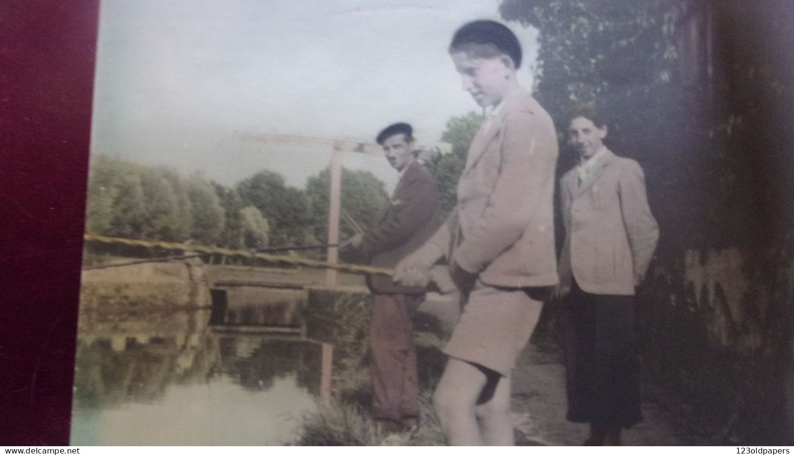 CIRCA 1930 GRANDE PHOTO AMATEUR MARMAGNE CHER CANAL DE BERRY PECHEURS PONT VERT 23/30 CM - Lugares