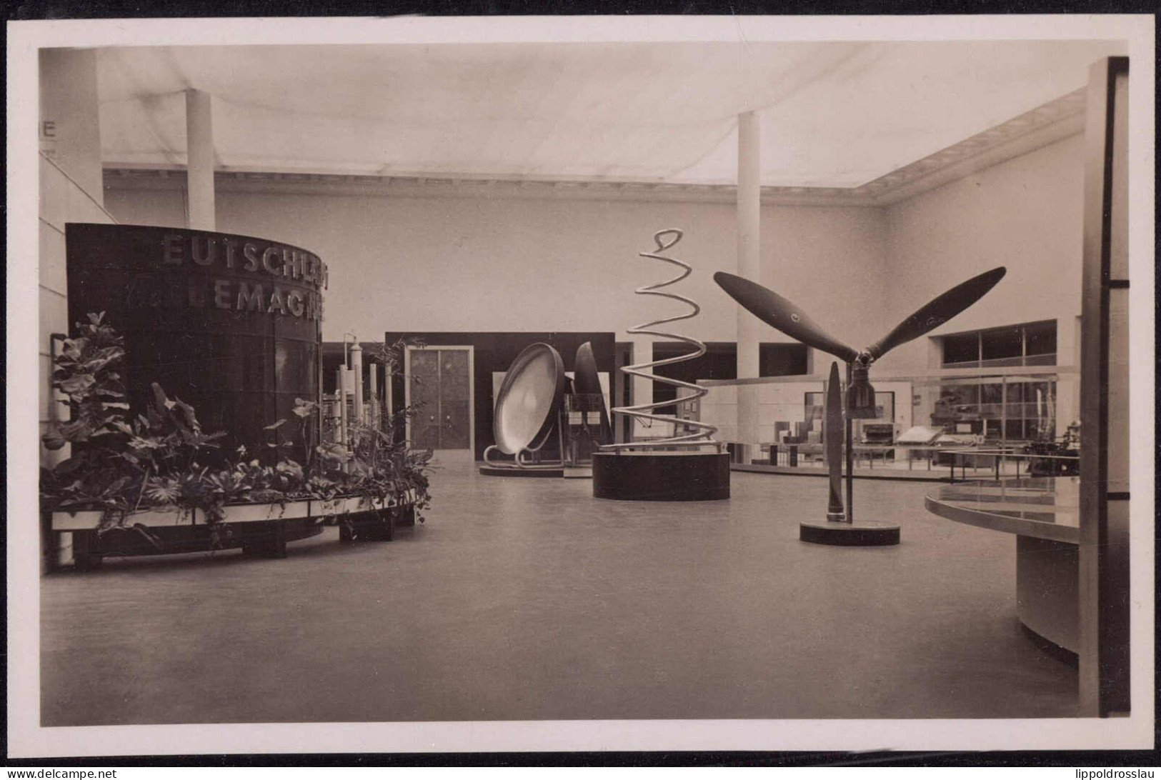 * EXPO Paris 1937 Hoffmann P 66 - Exhibitions