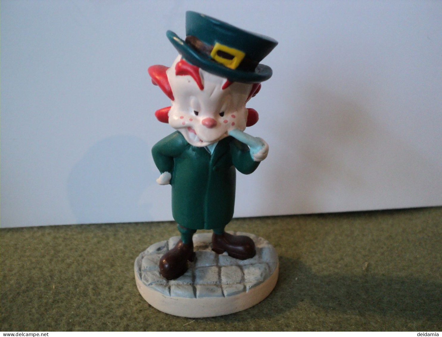 LOONEY TUNES O PAT LE LEPRECHAUN. FIGURINE WARNER BROS. 2004 S 04. - Other & Unclassified