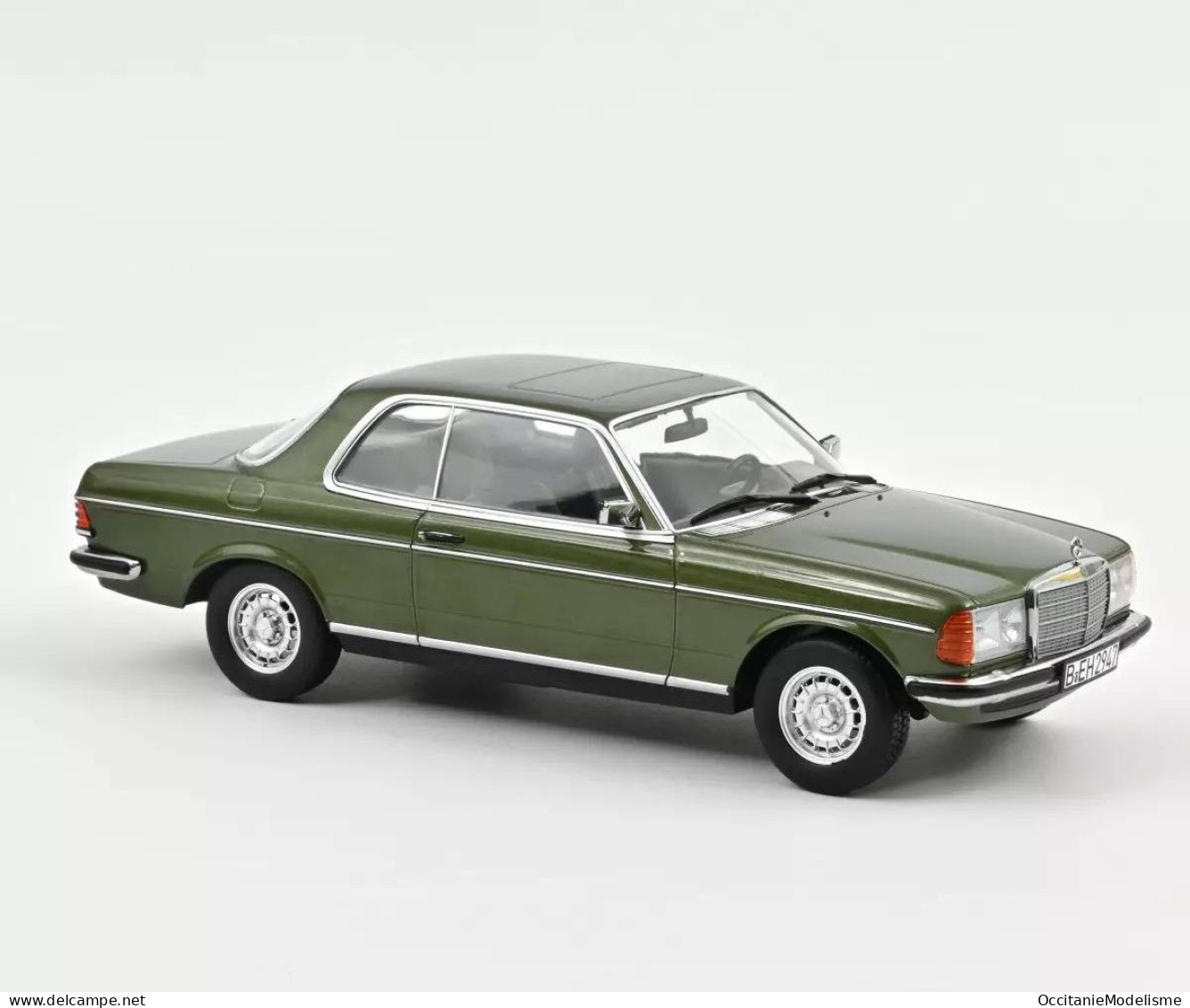 Norev - MERCEDES BENZ 280 CE 1980 Vert Métallisé Réf. 183704 Neuf NBO 1/18 - Norev