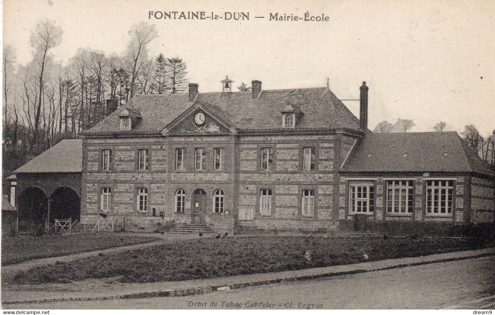 76 FONTAINE LE DUN - Mairie Ecole - Fontaine Le Dun