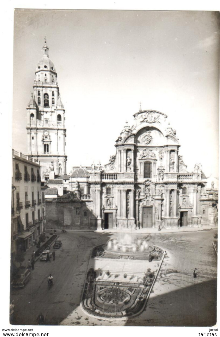 POSTAL   MURCIA - ESPAÑA  - FACHADA Y TORRE DE LA CATEDRAL  ( FAÇADE ET TOUR DE LA CATHÉDRALE ) - Murcia