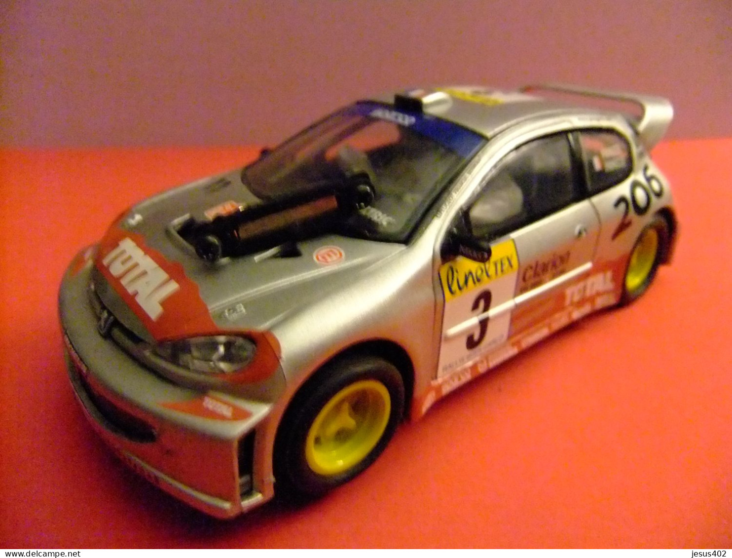 SCALEXTRIC PEUGEOT 206 WRC ACCESORIO IMAN Y TORNILLOS - Circuitos Automóviles