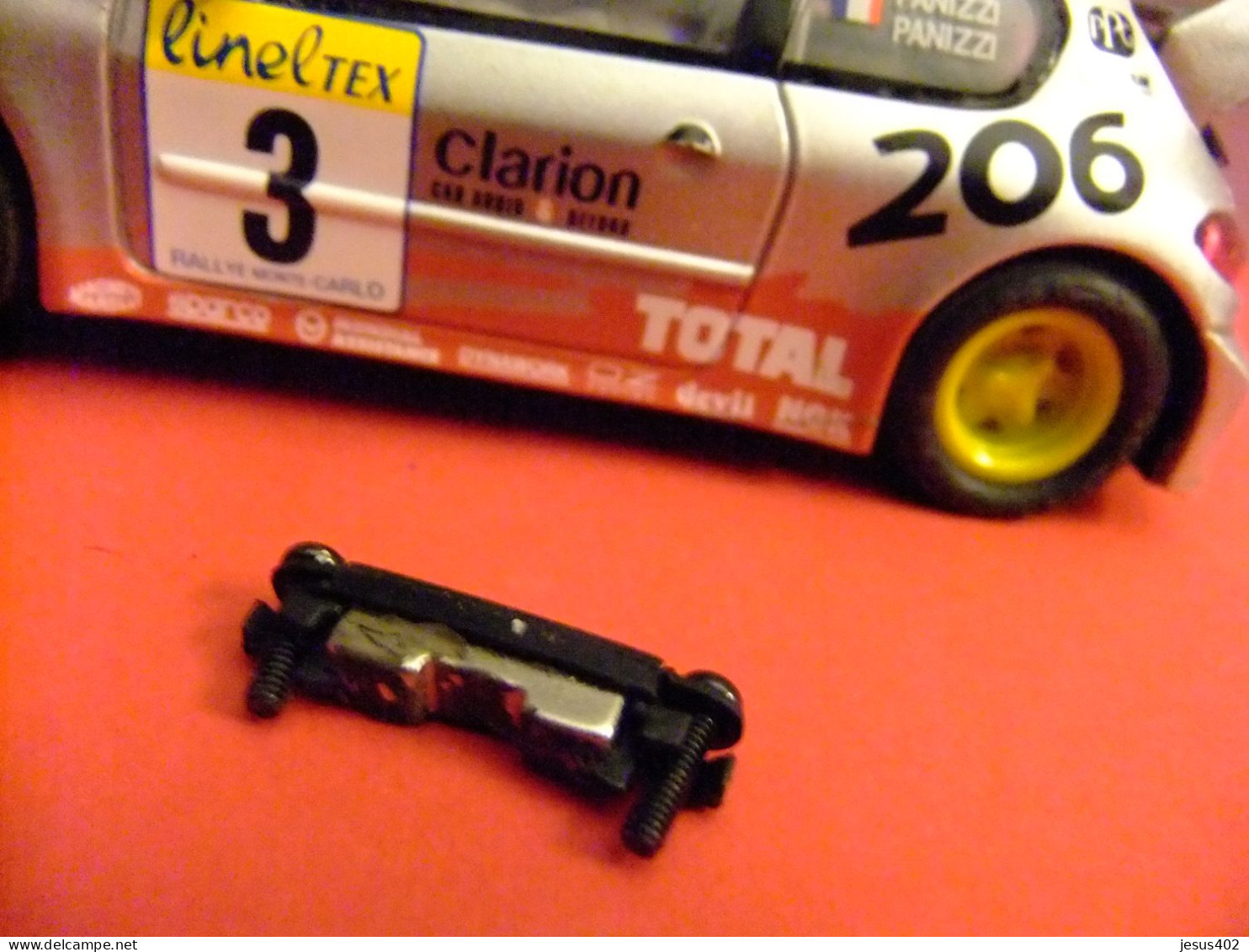 SCALEXTRIC PEUGEOT 206 WRC ACCESORIO IMAN Y TORNILLOS - Circuitos Automóviles