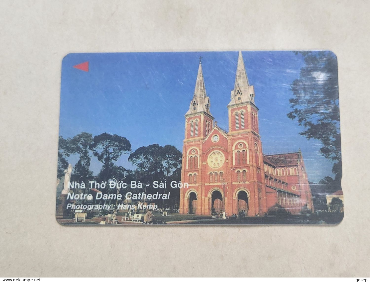 VIETNAM(7UPVC)GPT-Notre Dame Cathedral(13)(7UVSC019771)(60.000 Vietnamese Dong)(tirage-41.500)used Card+1card Prepiad - Viêt-Nam