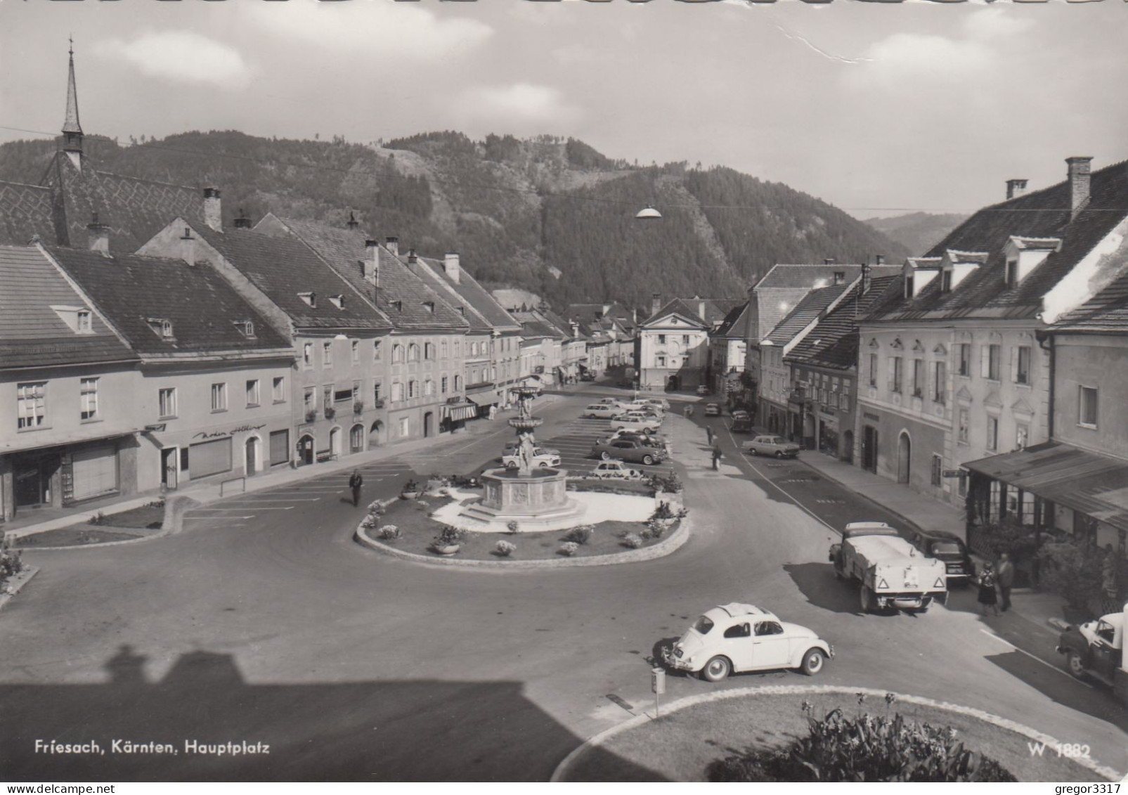 D6675) FRIESACH - Kärnten - HAUPTPLATZ Mit Alten ATUO U. LKW Details Tolle S/W AK - Friesach