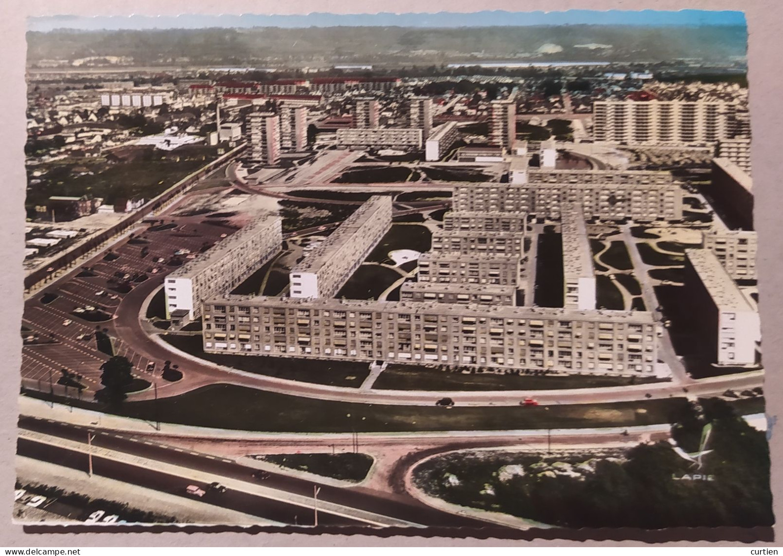 Saint ETIENNE Du ROUVRAY . 76 . H L M . Cité Du Château . Vue Aérienne . Rare - Saint Etienne Du Rouvray