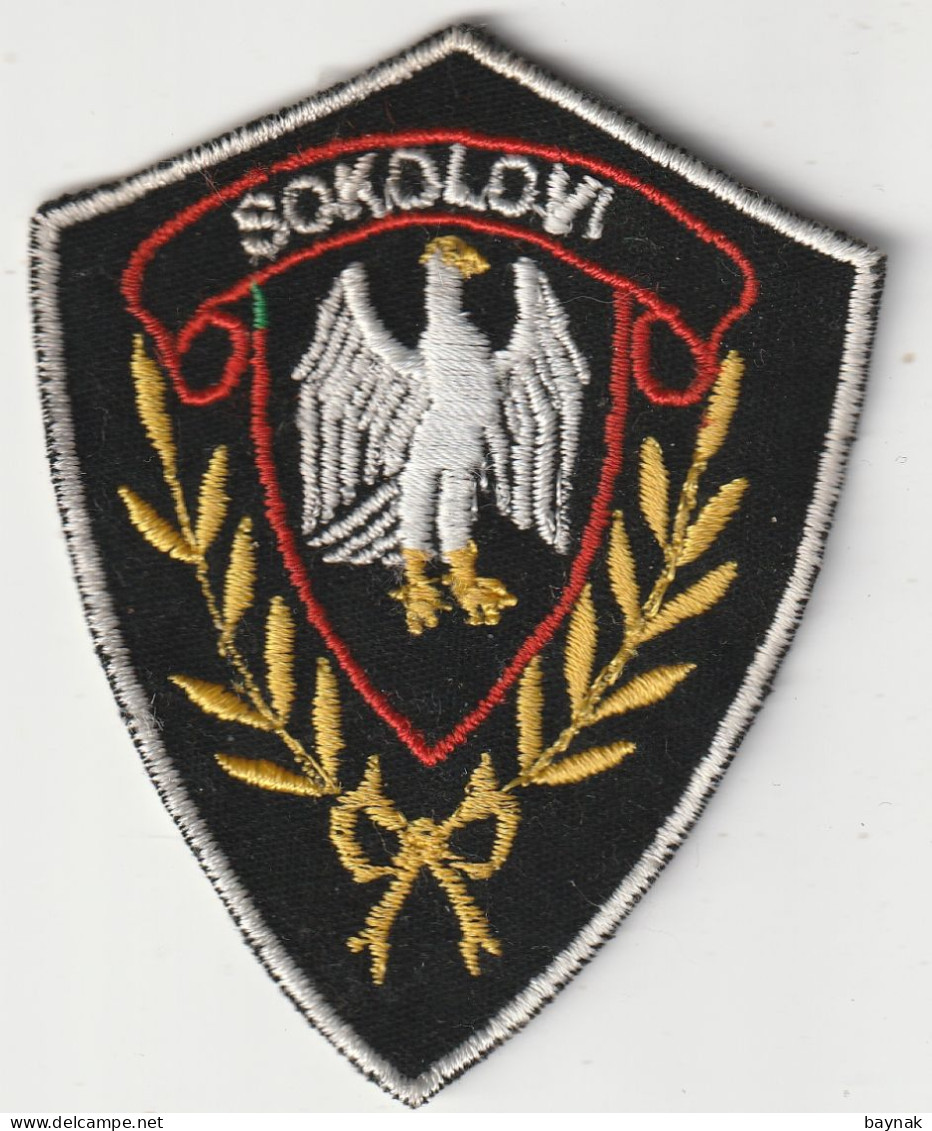 BOSNIEN, BOSNA   --  PATCH   -    SOKOLOVI  --  ARMY REPUBLIC OF SRPSKA IN BOSNIA - Ecussons Tissu