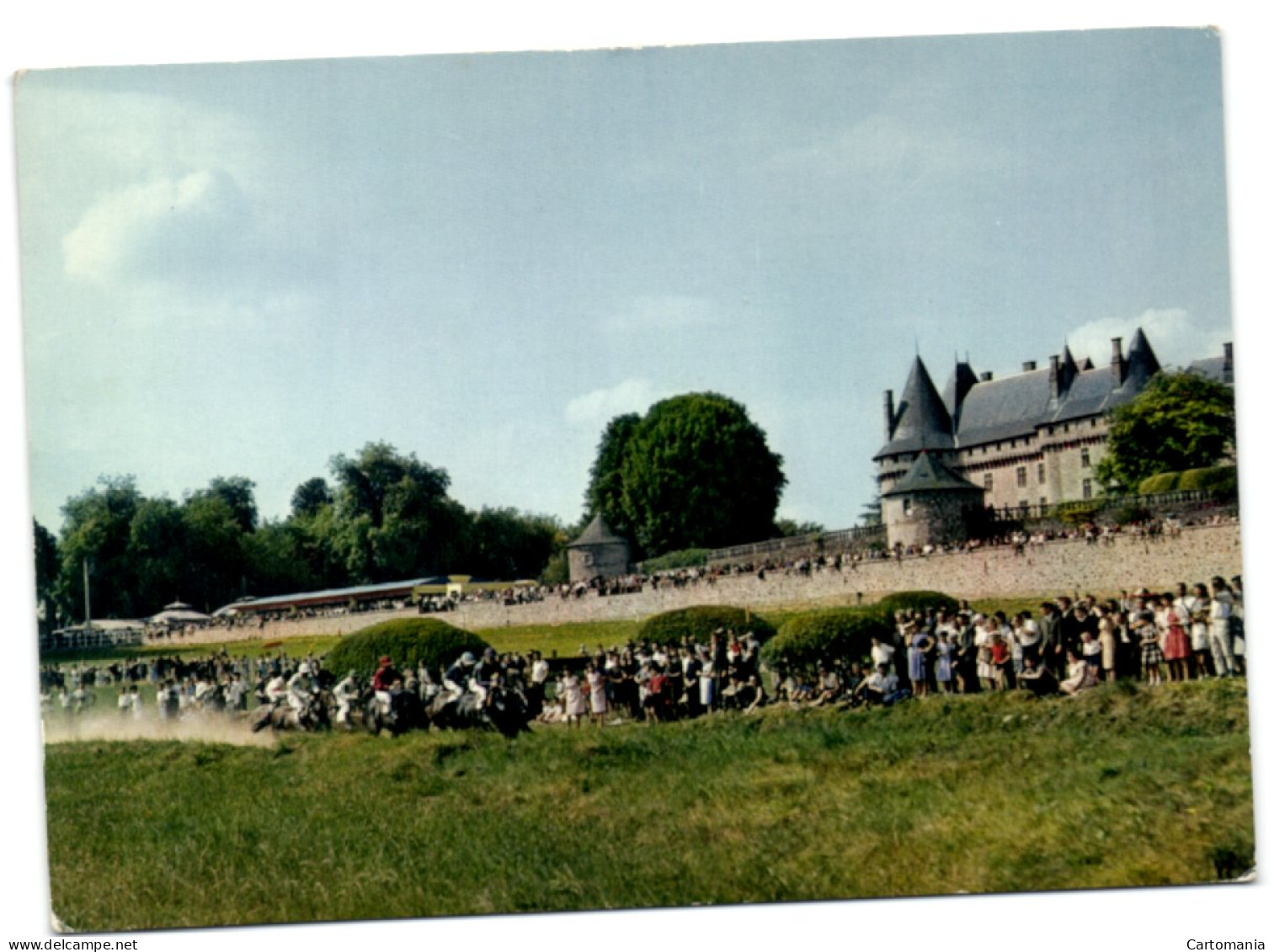 Chateaux En Limousin - Pompadour Et Le Champ De Courses - Arnac Pompadour