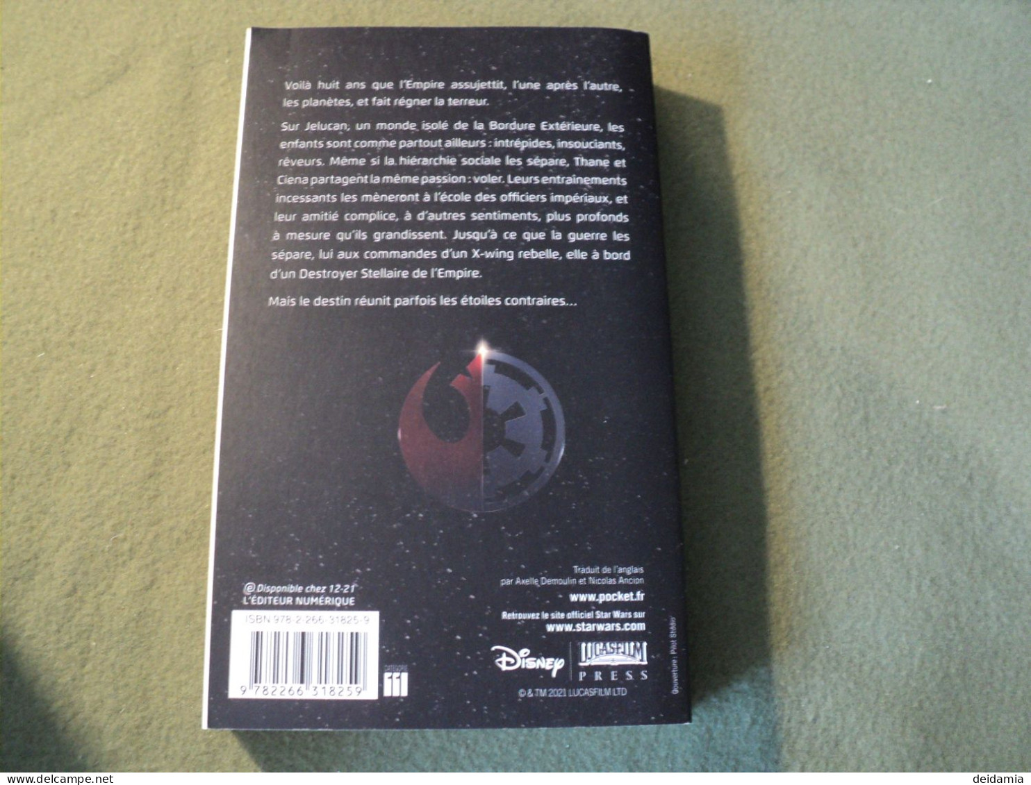 STAR WARS TOME 184. ETOILES PERDUES. 2021. AU REVEIL DE LA FORCE PAR CLAUDIA GRAY AUX EDITIONS POCKET. - Presses Pocket