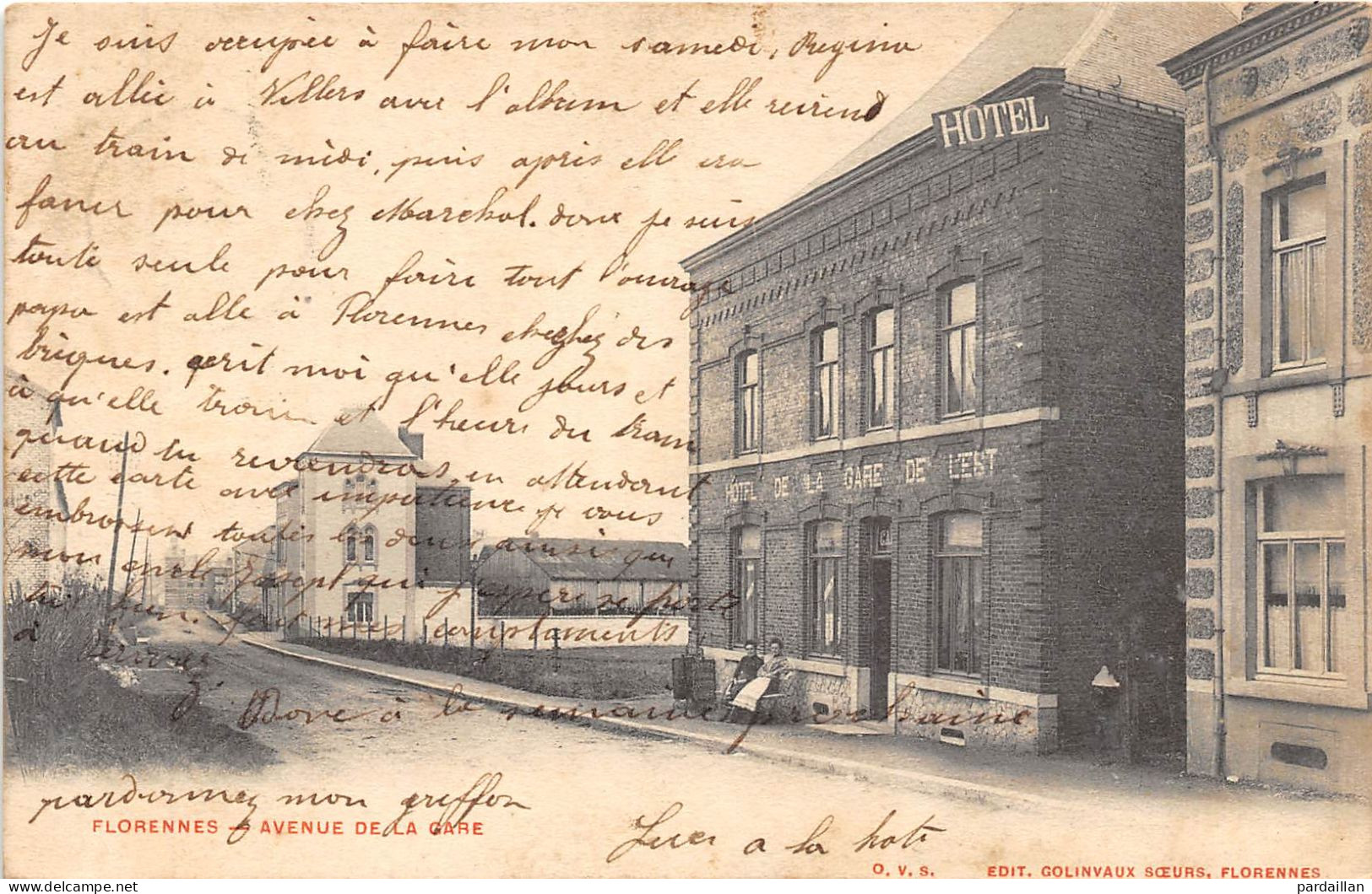 BELGIQUE. FLORENNES.  AVENUE DE LA GARE.  "HÔTEL DE LA GARE DE L'EST"  BEAU PLAN. ANIMATION. - Florennes