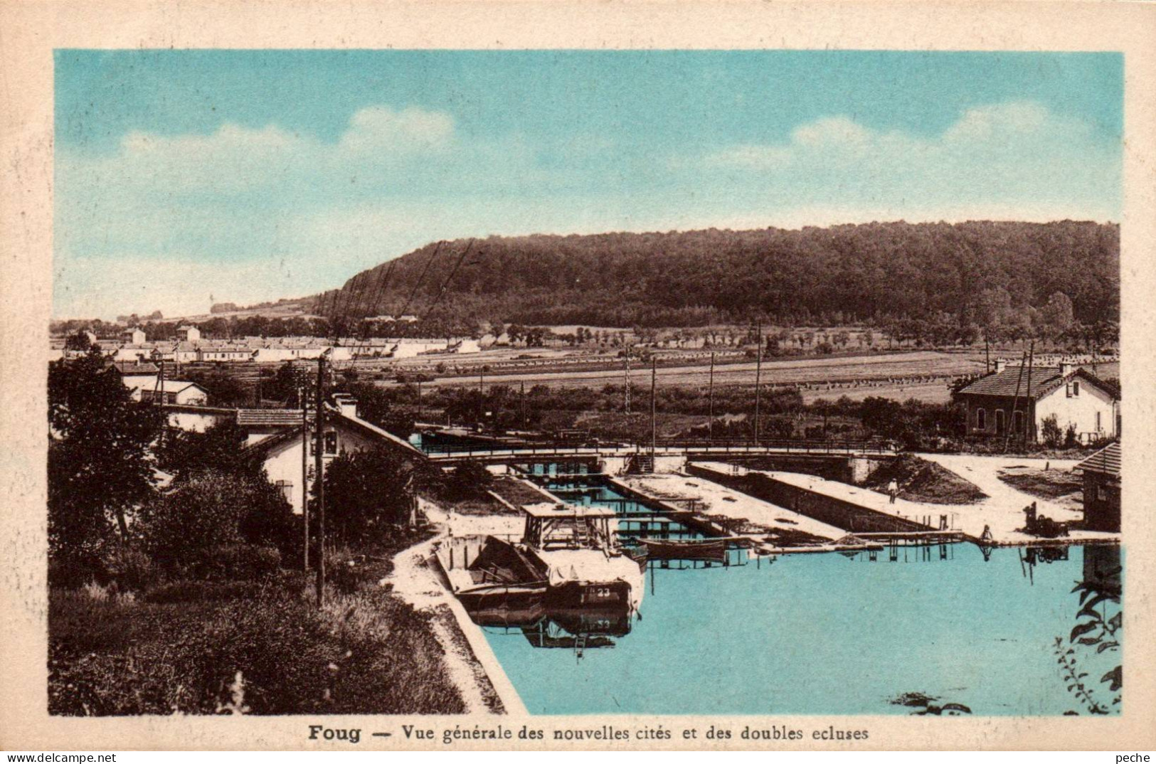 N°114497 -cpa Foug -vue Générale Des Nouvelles Cités Et Des Doubles écluses- - Foug