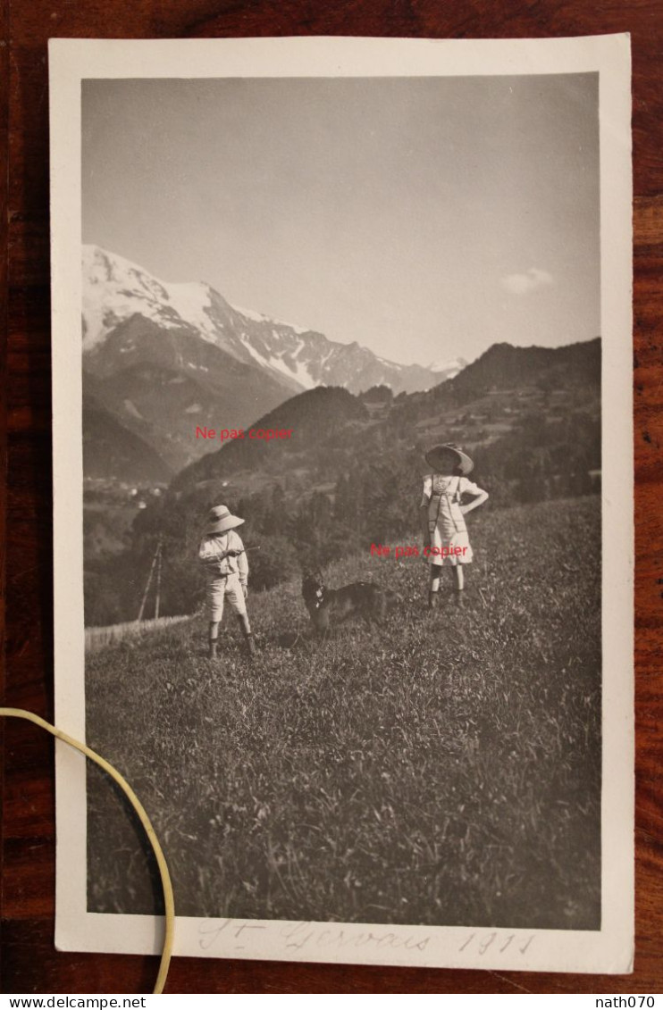 Photo 1911 St GERVAIS Les Bains Haute Savoie Enfants Chien Alpes Tirage Print Vintage Montagne Mont Blanc - Orte