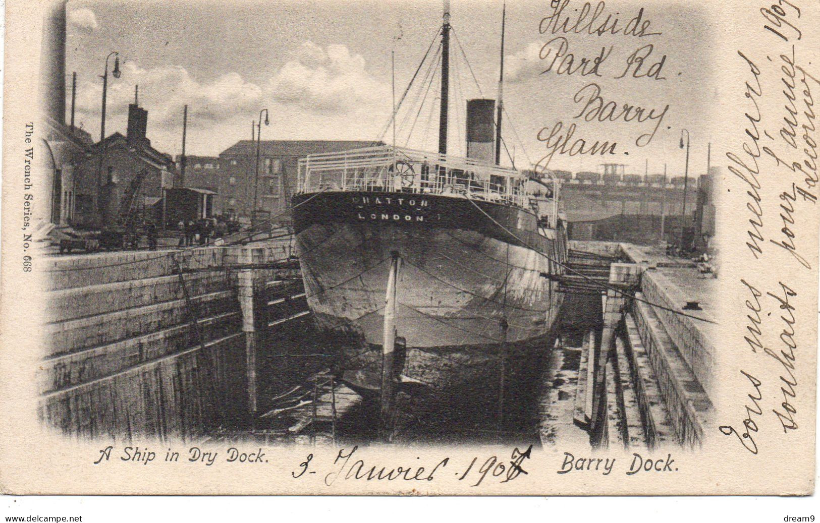 PAYS DE GALLE - BARRY DOCK - A Ship In Dry Dock - Glamorgan