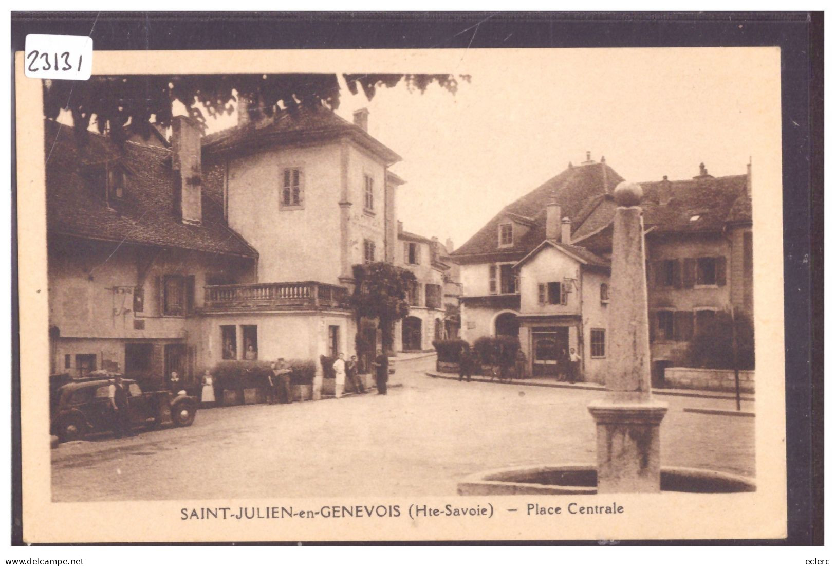 SAINT JULIEN EN GENEVOIS - PLACE CENTRALE - TB - Saint-Julien-en-Genevois